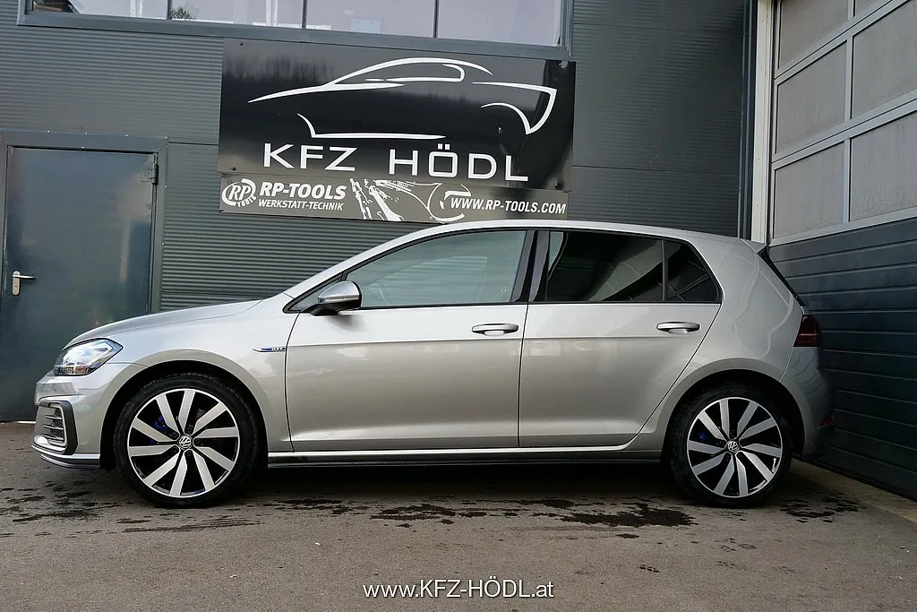 Volkswagen Golf GTE 1,4 PHEV Image 6